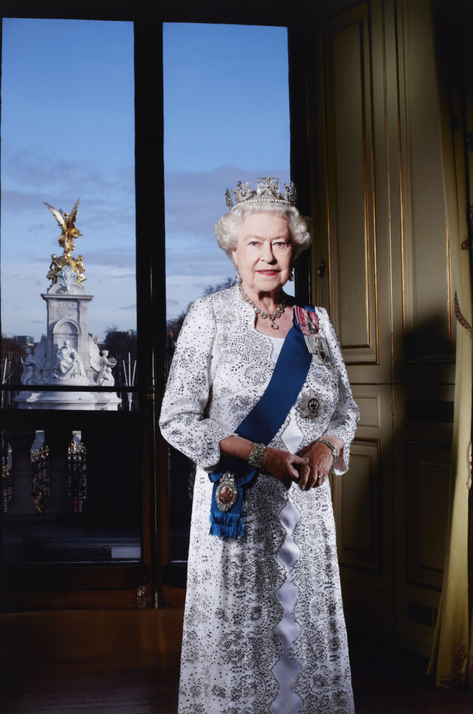 The Queen’s Reign: the Diamond Jubilee Portrait – Platinum Jubilee