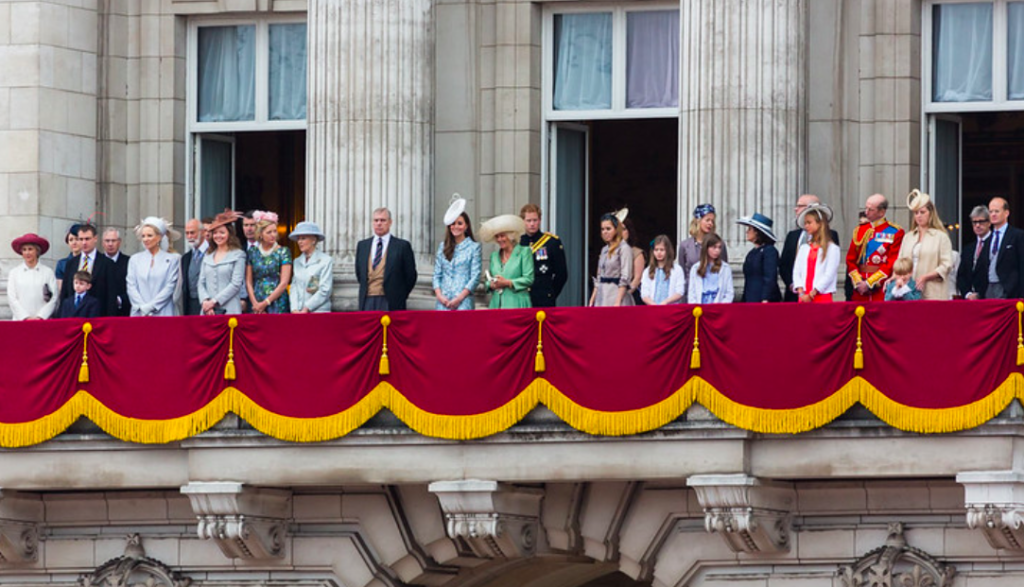 The Queen and Royal Family to tour the UK to mark Her Majesty’s