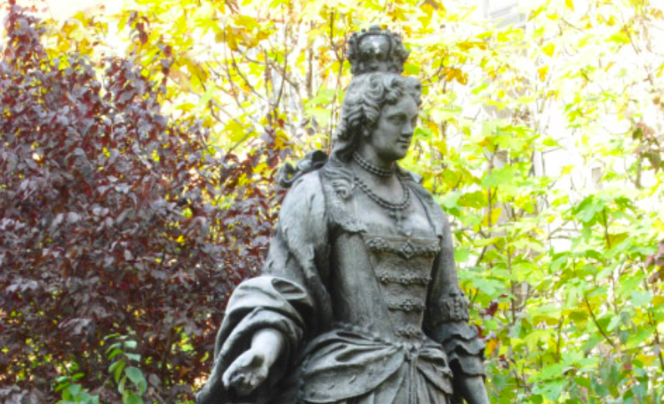 Royal Central — London’s Royal Statues Queen Charlotte