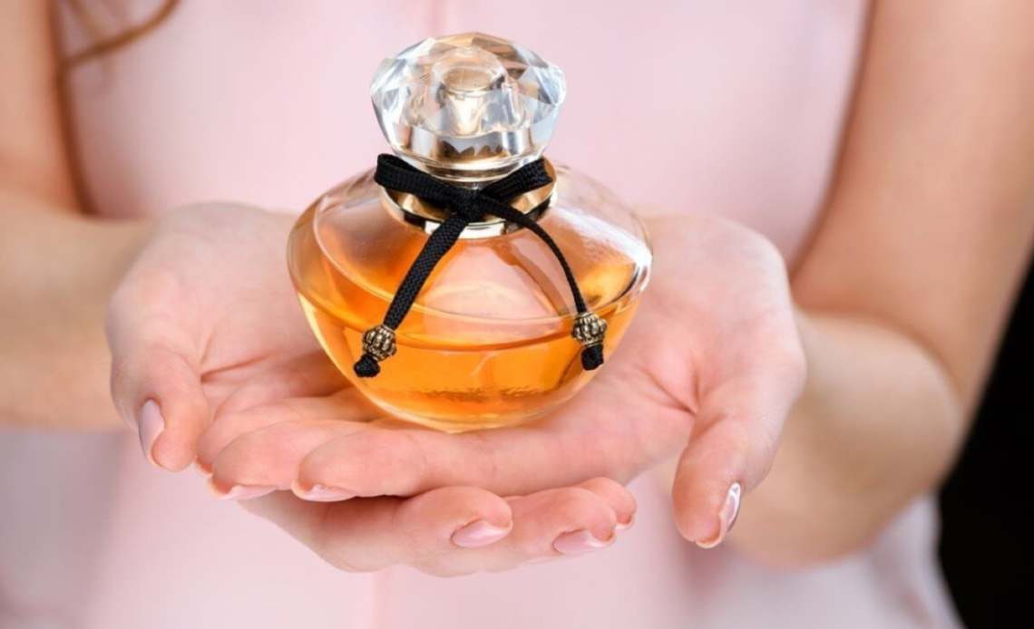 What's BLACKPINK members favorite perfume? Each one has her own
