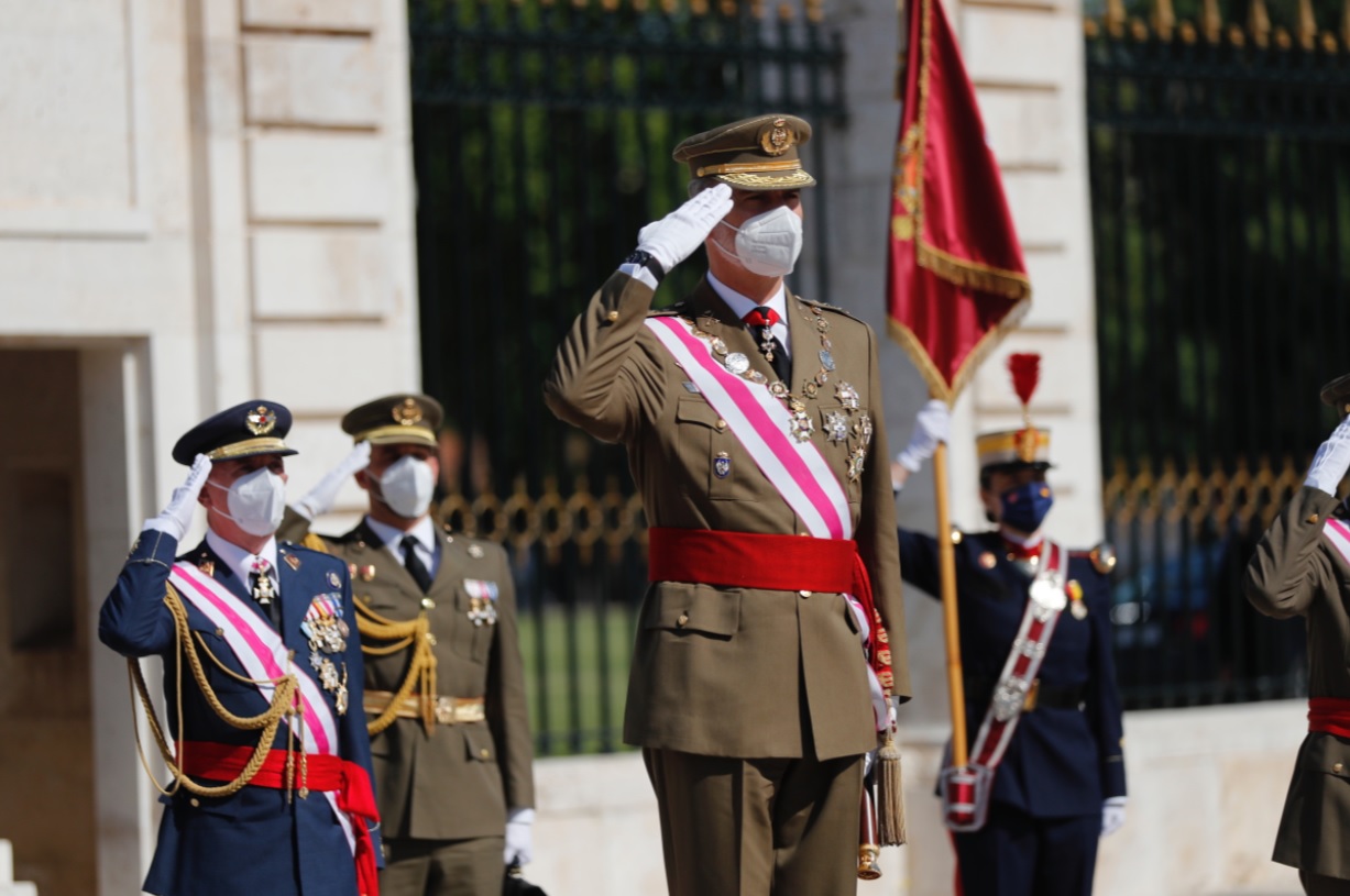 King Felipe oversees ceremony for historic military order - Vimarsana News
