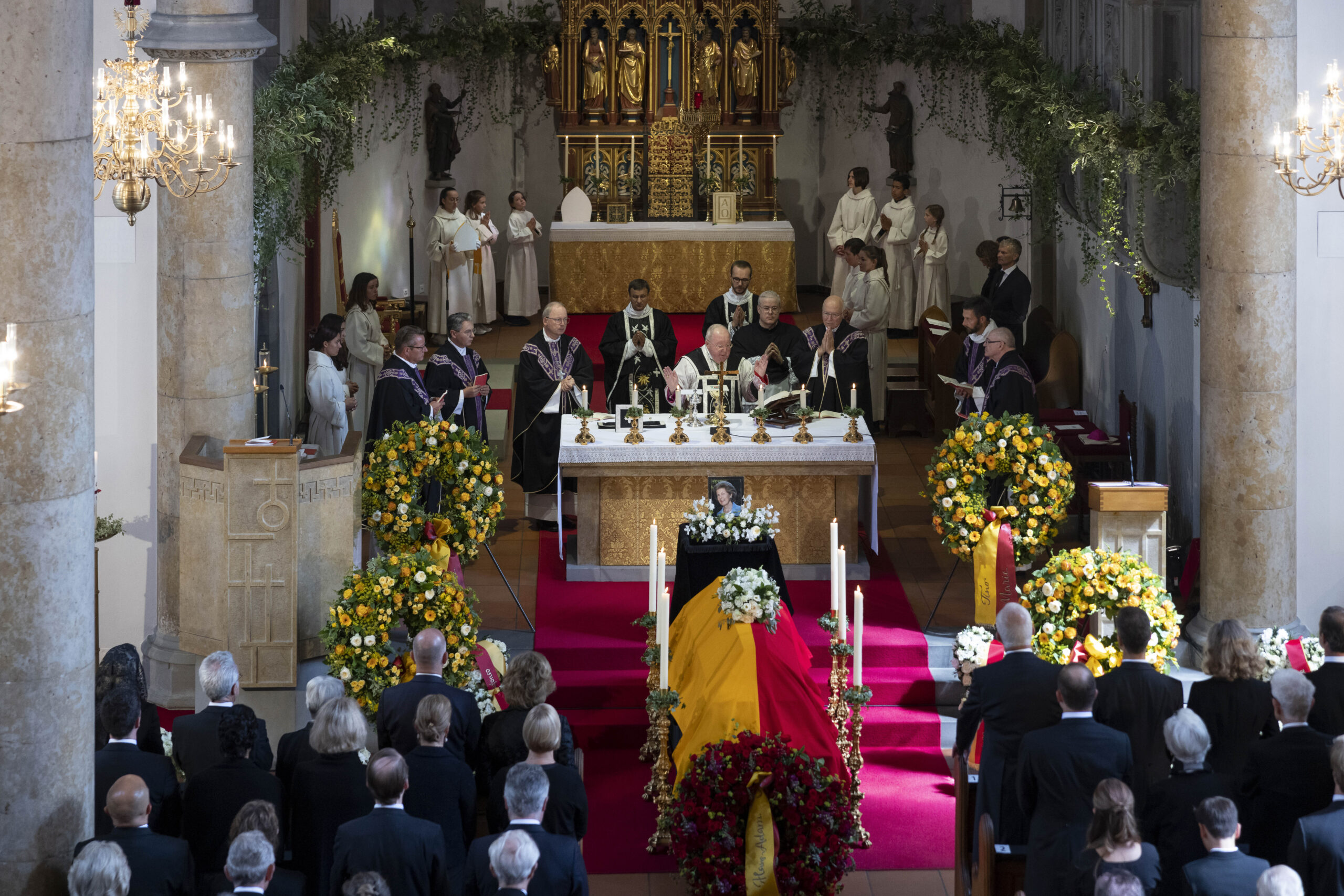 Liechtenstein bids farewell to Princess Marie in poignant funeral service - Vimarsana News