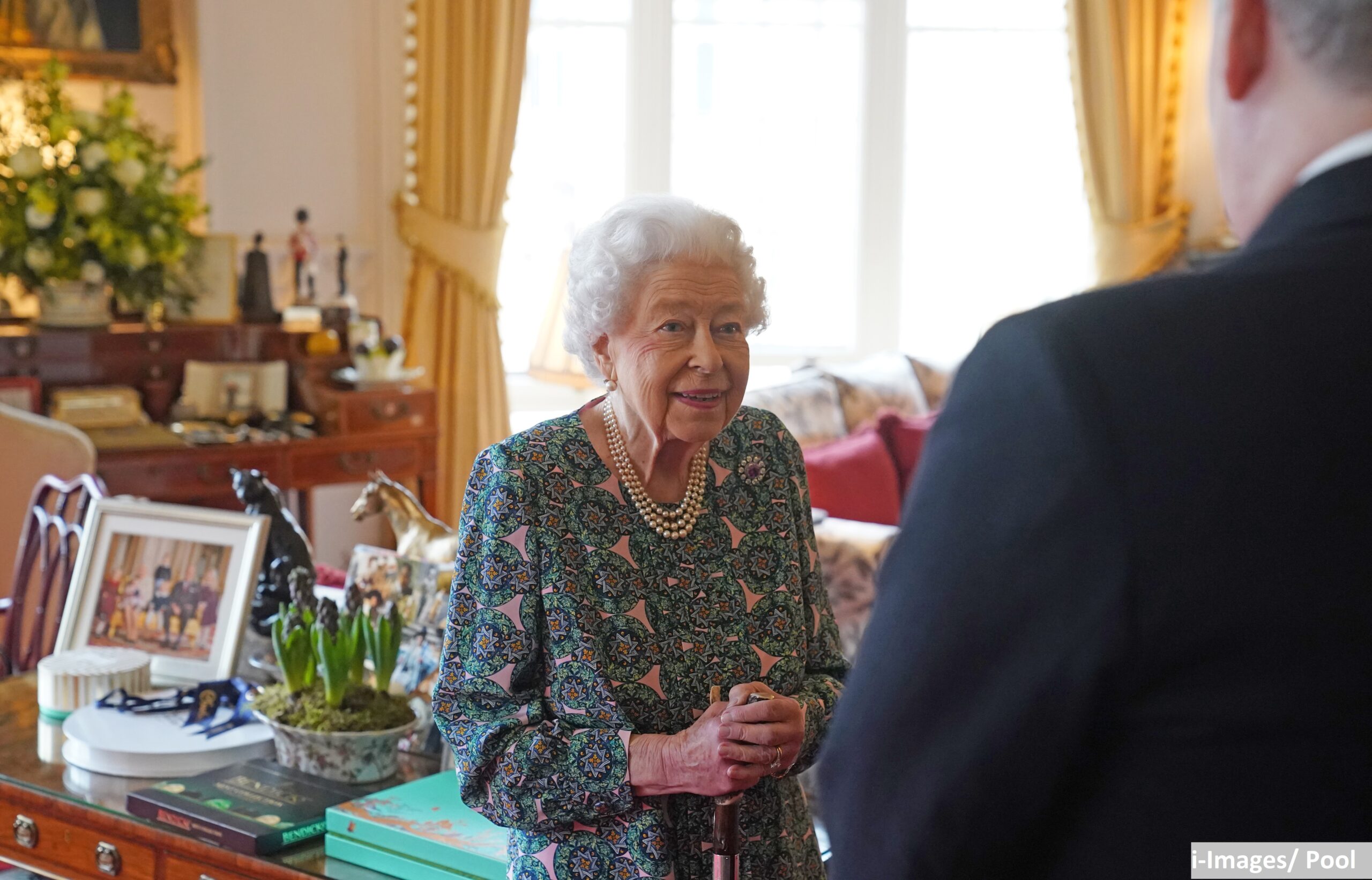 Queen Elizabeth II’s Windsor Castle, the perfect life and work balance ...