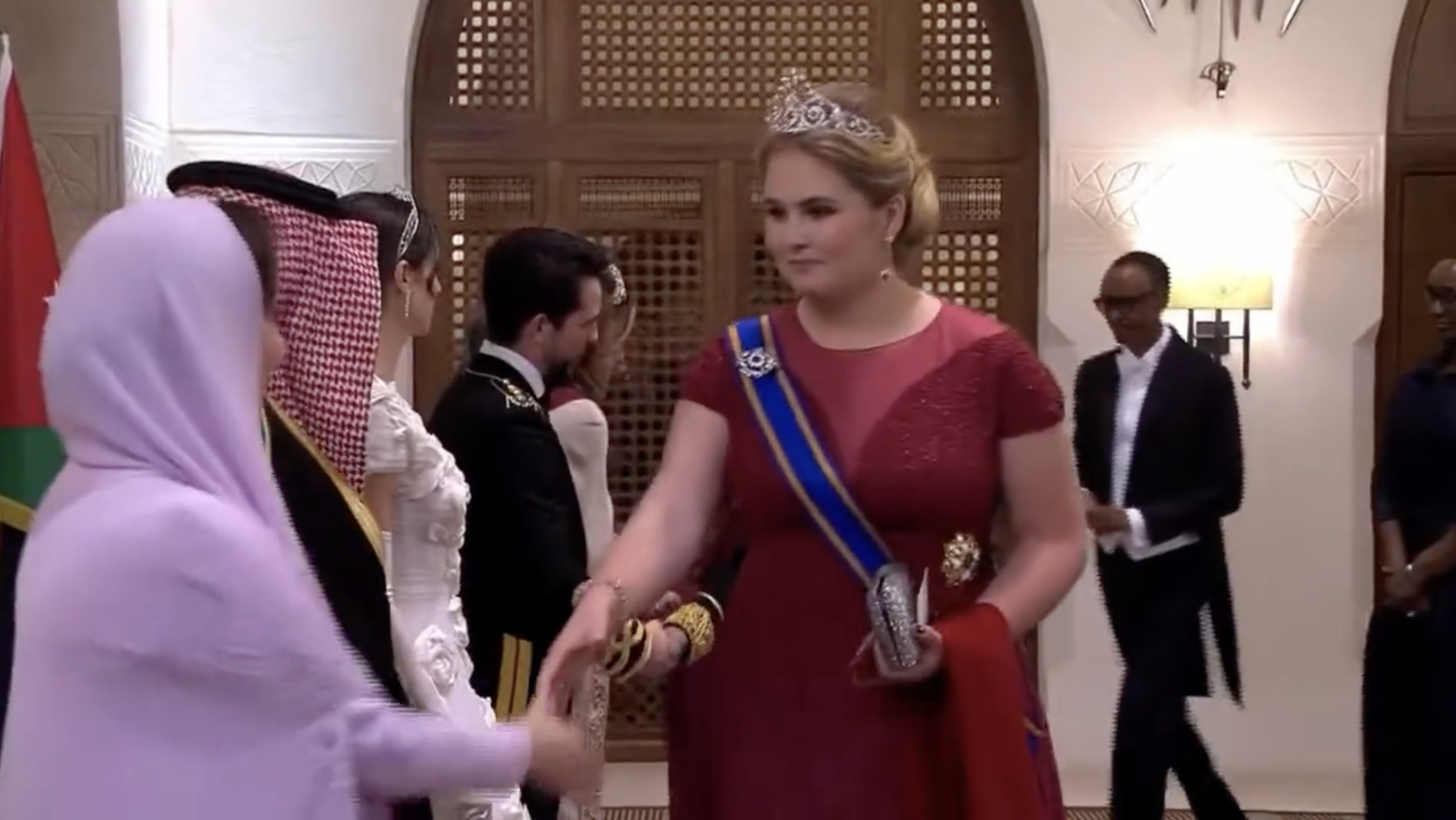 The future queen about to make an important debut - Vimarsana News