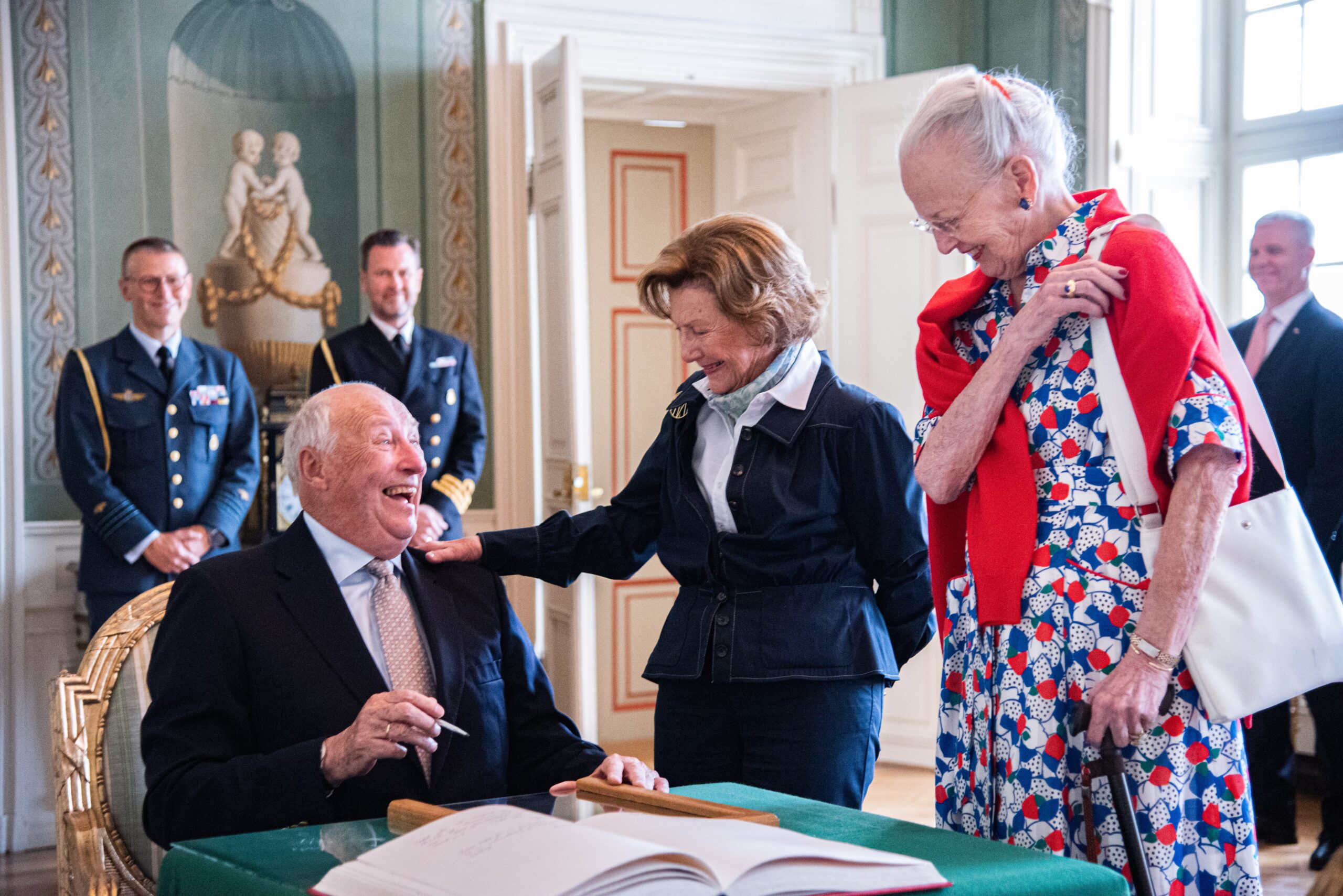 A special tradition observed as Queen Margrethe bids farewell to King
