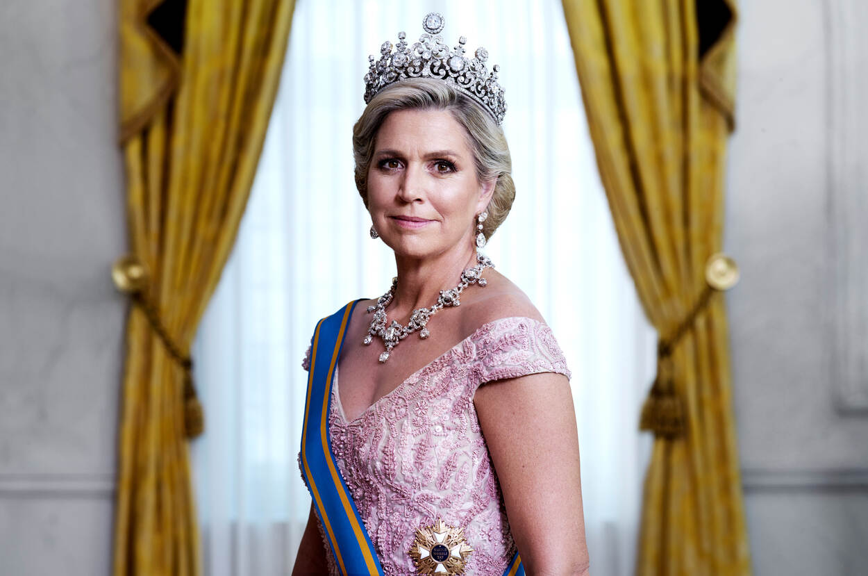 Queen Máxima takes Paris by storm at exhibition opening – Royal Central