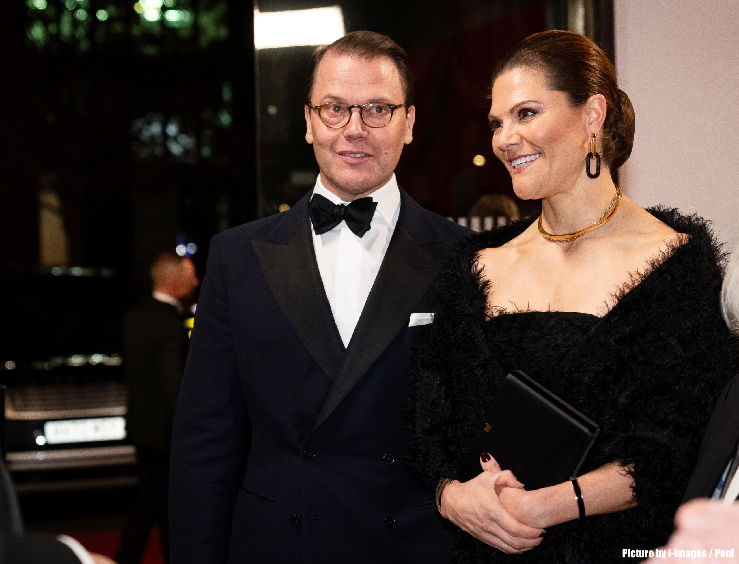 Overshadowed by controversy – Crown Princess Victoria and Prince Daniel make an important trip to the UK