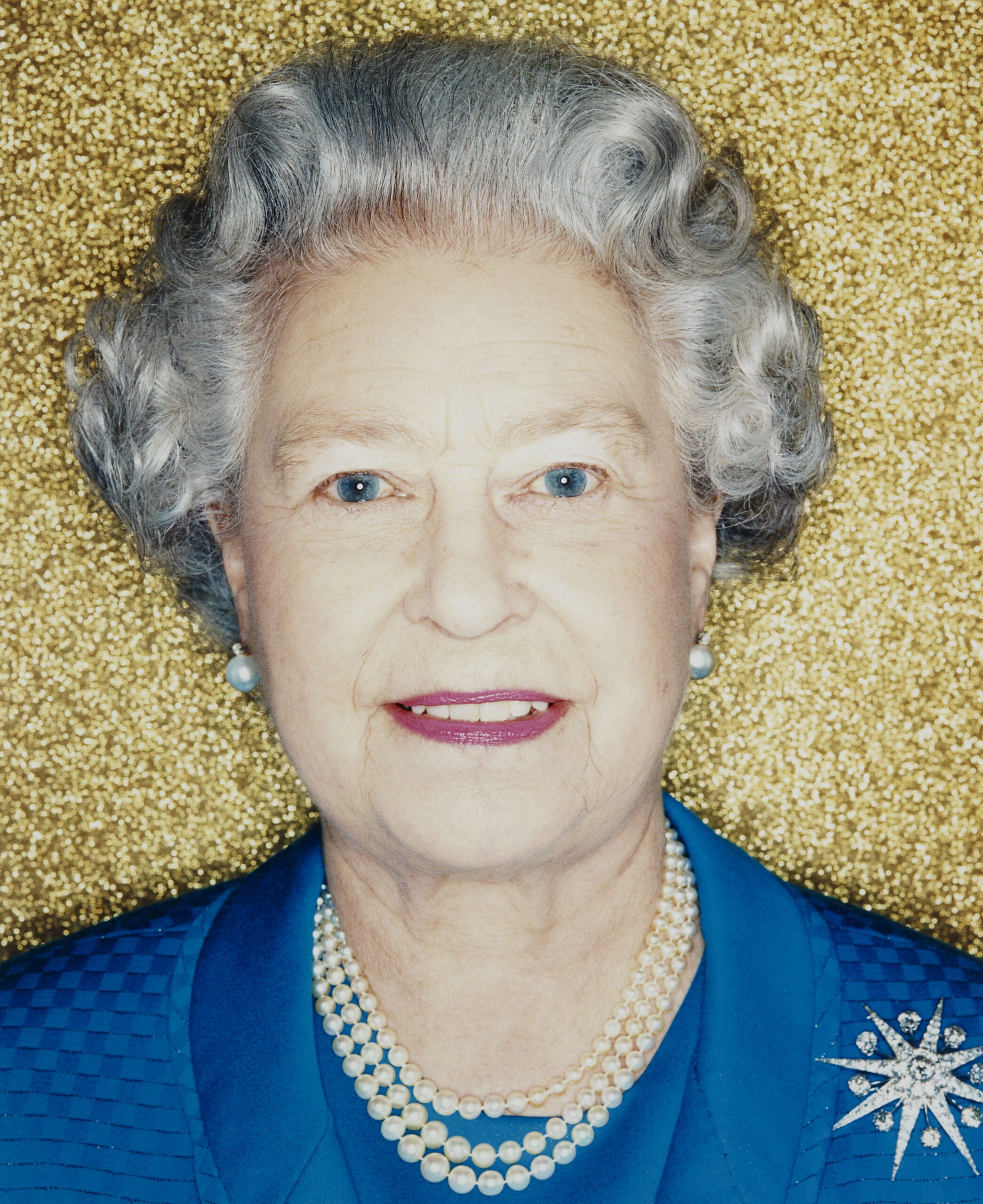 Brand new exhibition showcases 100 years of royal photos - Vimarsana News