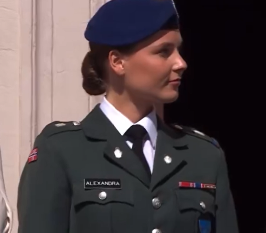 Princess Ingrid in military uniform for National Day balcony appearance