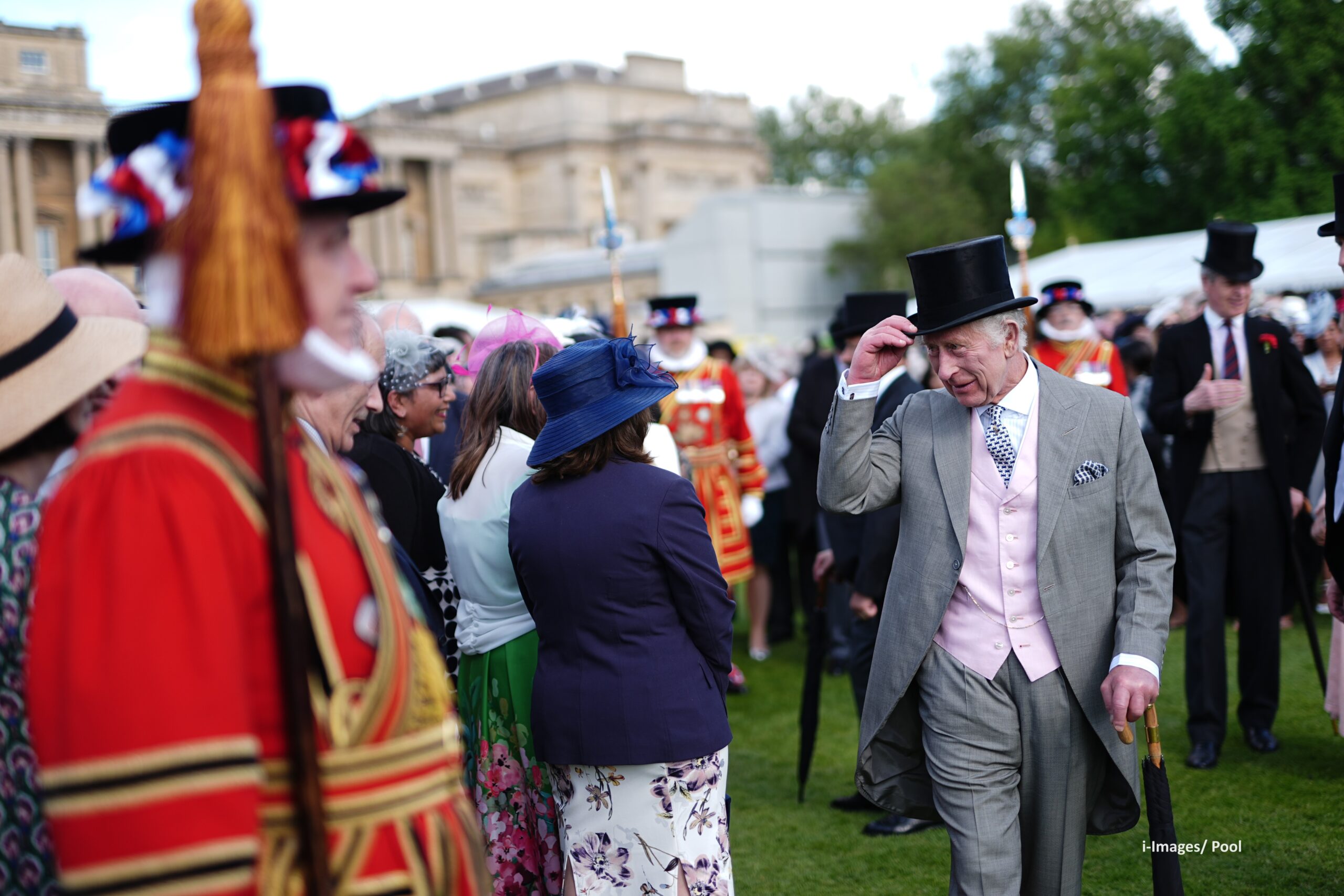 King Charles and Queen Camilla host garden party for creatives - Vimarsana News