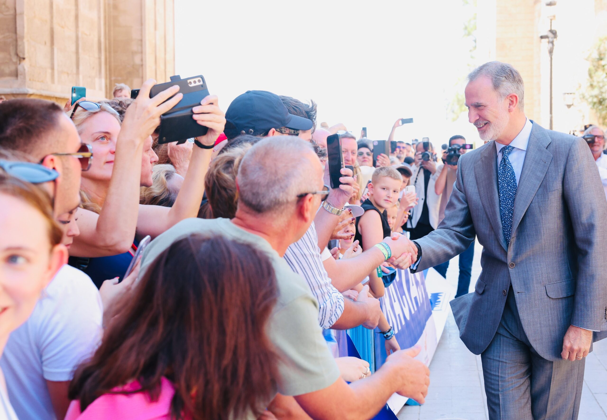 King Felipe gets summer stay in Mallorca under way