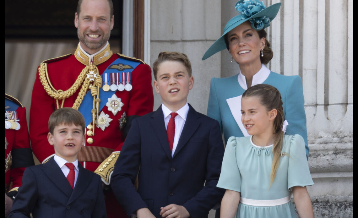 Princess Charlotte wears a horseshoe brooch that once belonged to The Queen Mother