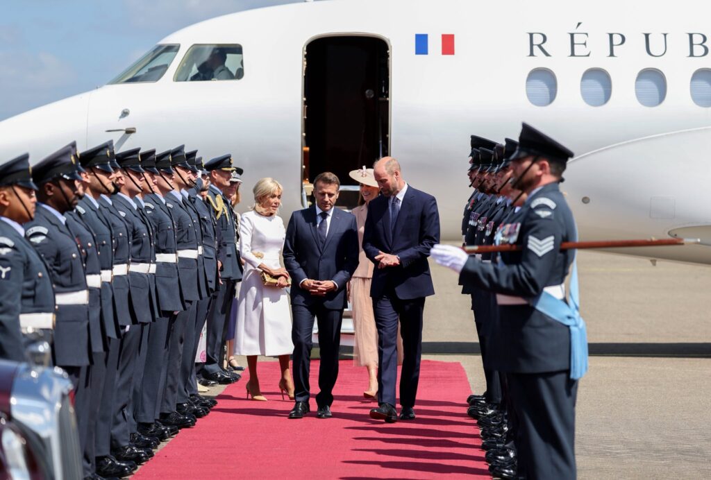 The President of France walks the red carpet after his arrival at Northolt and a kiss for the Princess of Wales