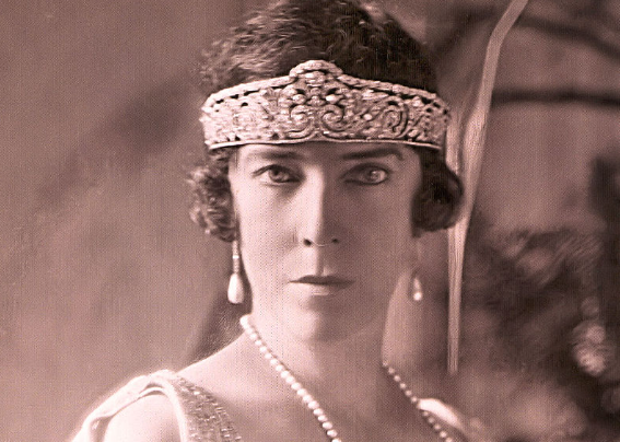 Queen Elisabeth of the Belgians in a Cartier tiara