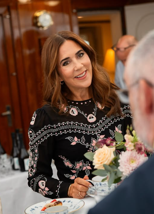 Queen Mary hosted a tea party on the royal yacht Dannebrog
