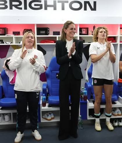 Kate, The Princess of Wales claps along with members of the Red Roses after their Rugby World Cup win