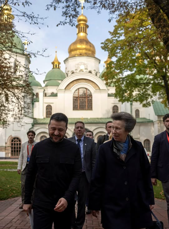 Princess Anne, The Princess Royal walks through Kyiv with the President of Ukraine, Vlodomyr Zelenskyy