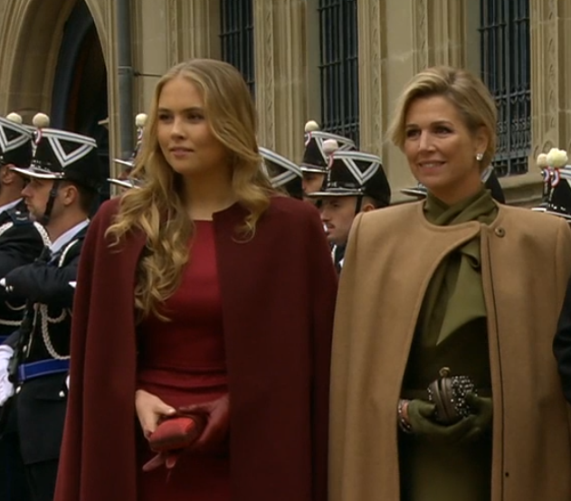 Queen Maxima in beige and Princess Amalia in burgundy
