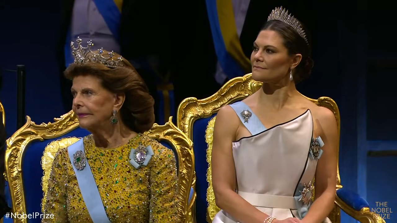 Sweden’s Crown Princess shakes up the royal rules with head turning decision