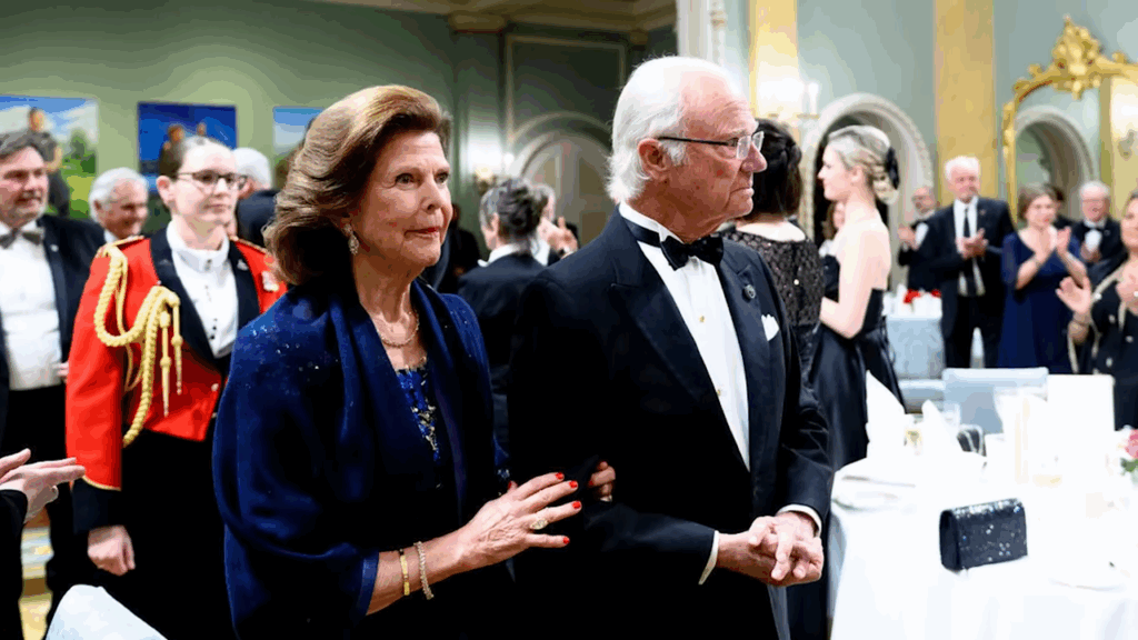 Queen Silvia at Canadian State Banquet in Ottawa