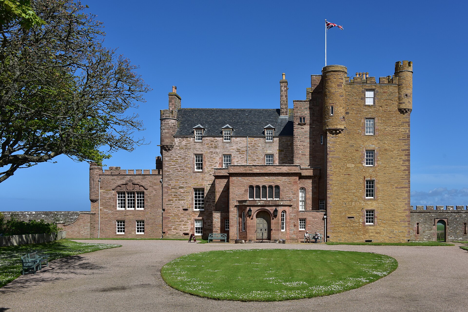 Why some staff refuse to go to the top floor of King Charles' castle - Royal Central