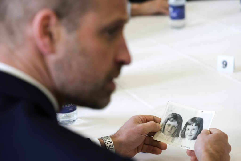 Prince William meets survivors of Aberfan