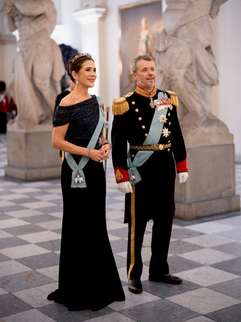 Queen Mary at the Vietnamese State Banquet
