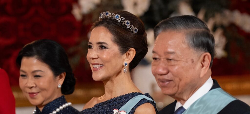 Queen Mary with the Vietnamese Presidential Couple at the State Banquet