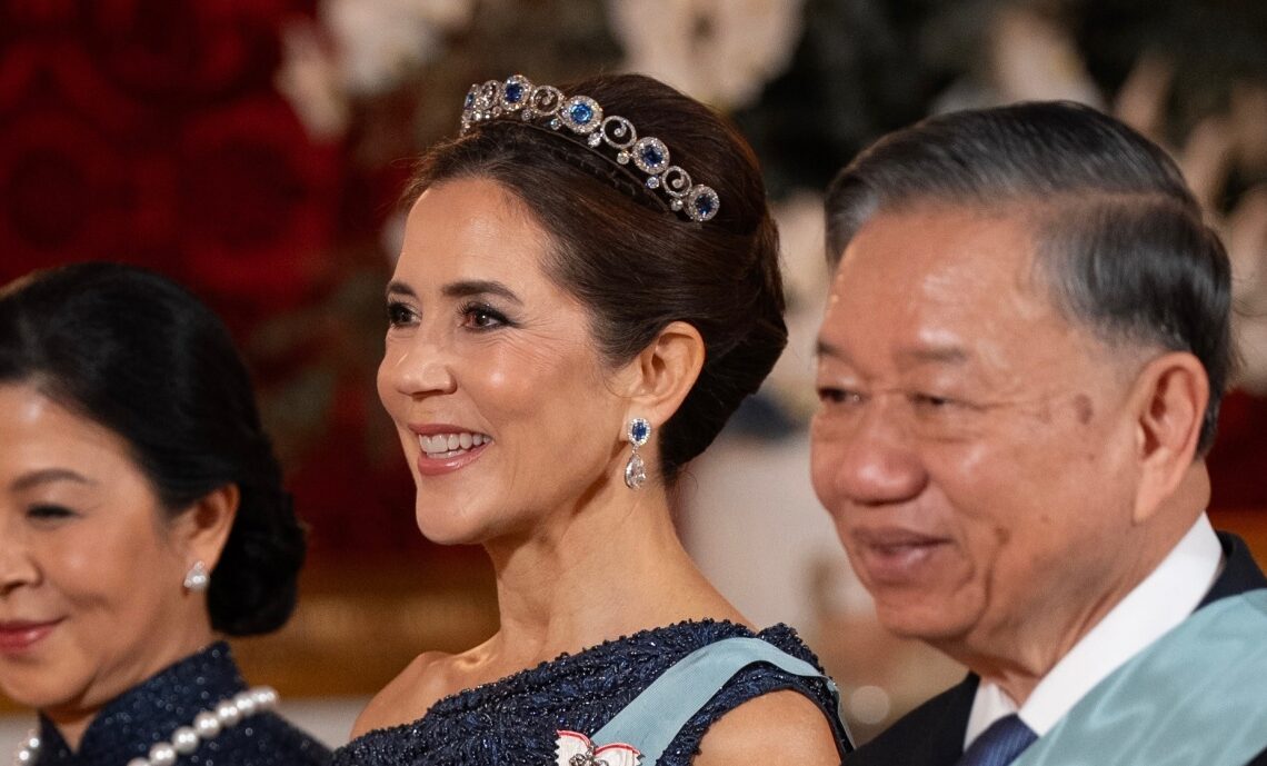 Queen Mary with the Vietnamese Presidential Couple at the State Banquet